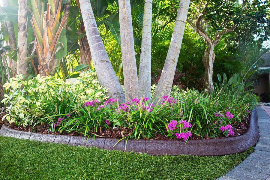 EcoBorder Curb landscape edging in a customer's yard