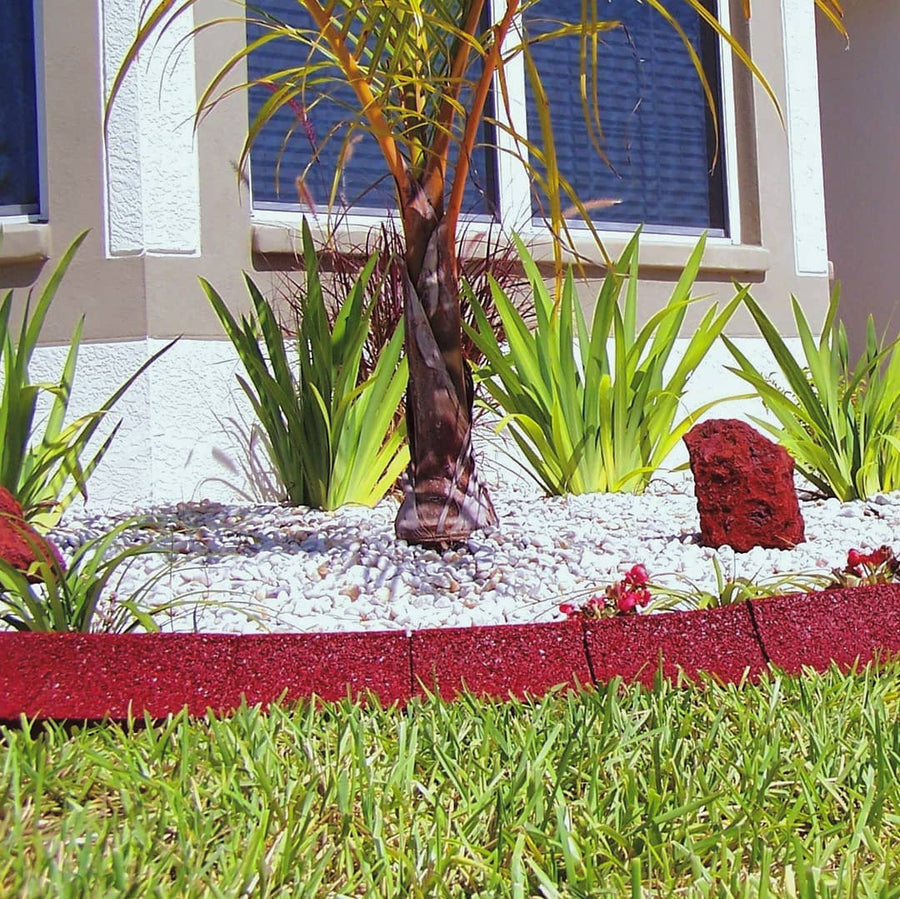 EcoBorder Curb landscape edging in a customer's yard