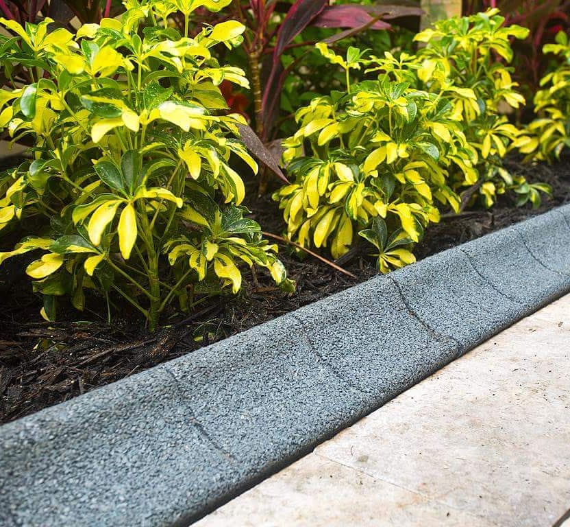 EcoBorder Curb landscape edging in a customer's yard