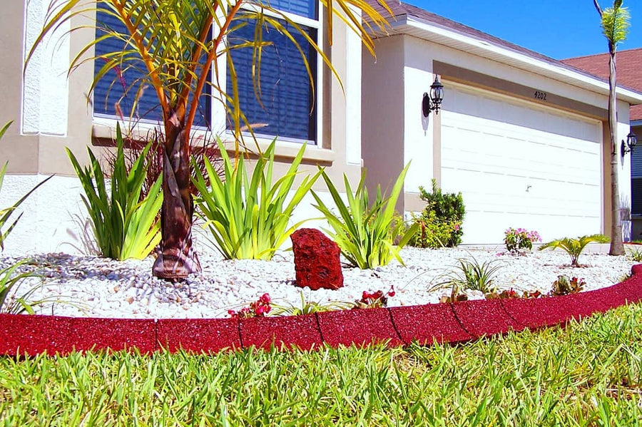 EcoBorder Curb landscape edging in a customer's yard